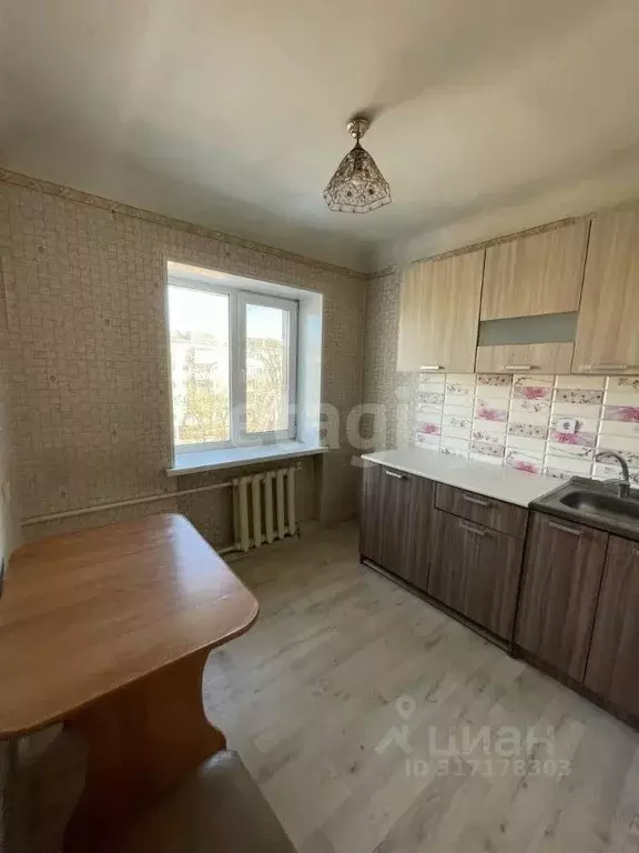 2-к кв. Амурская область, Свободный Октябрьская ул., 37 (43.1 м) - Фото 0