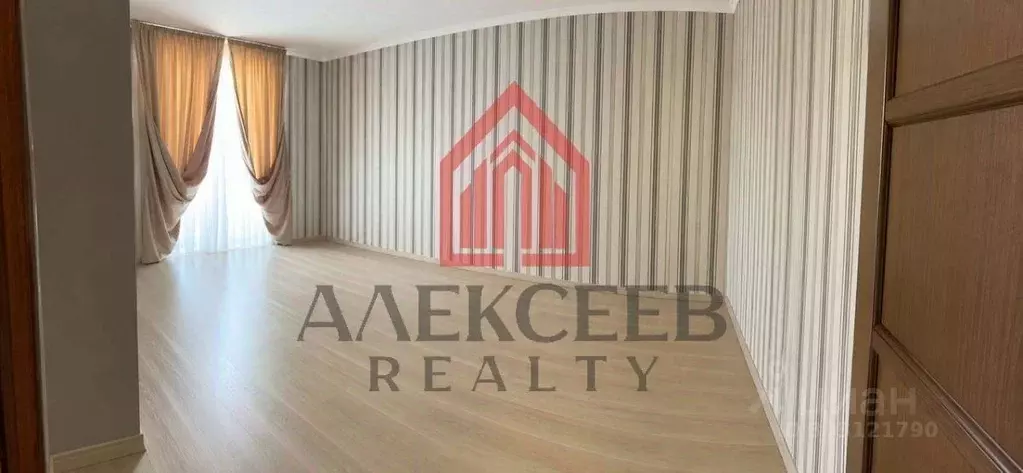 3-к кв. Крым, Феодосия ш. Симферопольское, 24Б (70.1 м) - Фото 1