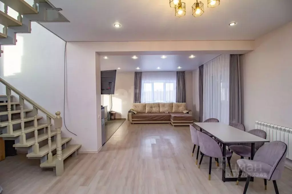 Дом в Красноярский край, Емельяновский муниципальный округ, Радужное ... - Фото 2