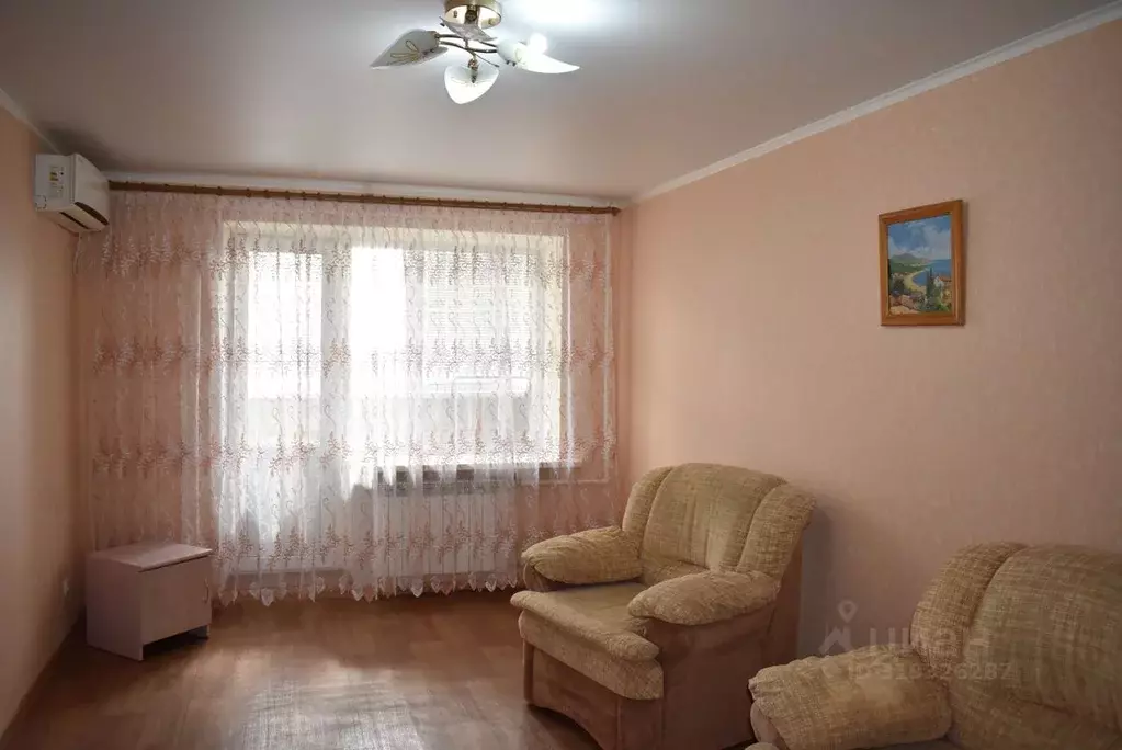2-к кв. Оренбургская область, Оренбург Туркестанская ул., 3 (44.5 м) - Фото 0