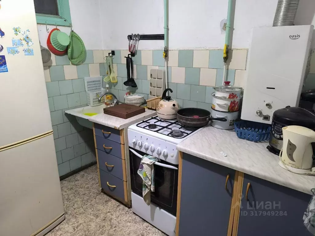2-к кв. Краснодарский край, Новороссийск Днестровская ул., 2 (42.0 м) - Фото 0