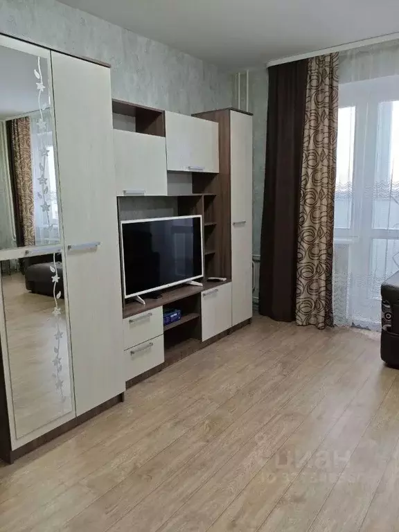 1-к кв. Омская область, Омск ул. Малиновского, 25 (35.0 м) - Фото 1