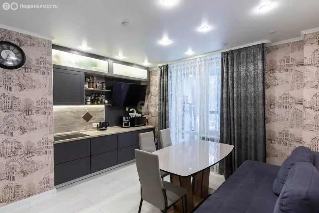 3-комнатная квартира: Тюмень, улица Николая Никитина, 2 (70 м) - Фото 2