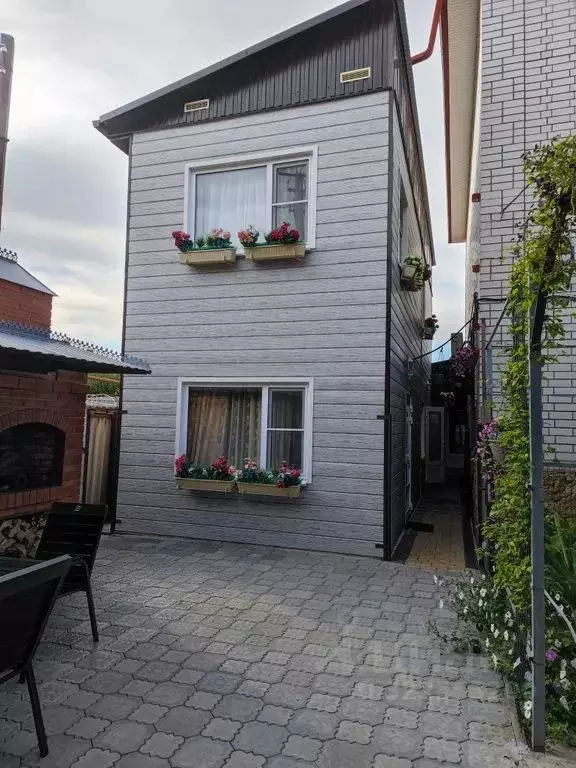 Дом в Краснодарский край, Ейск Новая ул., 1 (80 м) - Фото 1