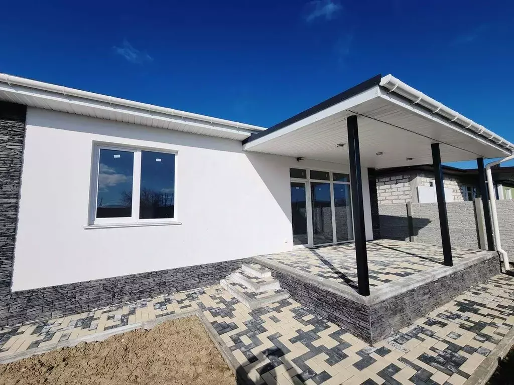 Дом в Севастополь с. Осипенко, ул. Севастопольская (120 м) - Фото 1