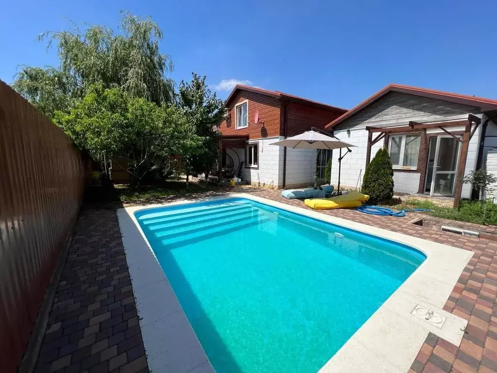 Дом в Краснодарский край, Краснодар ул. Имени Атамана Н.И. Евдокимова, ... - Фото 1