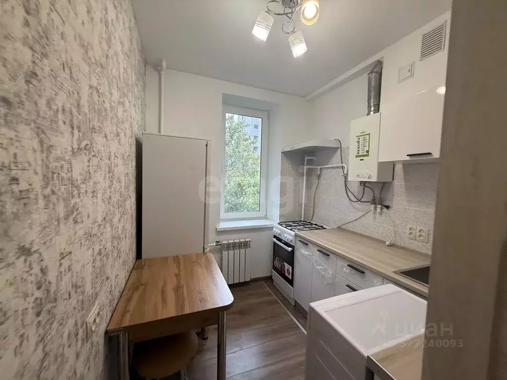 2-к кв. Крым, Симферополь ул. Толстого (34.0 м) - Фото 2