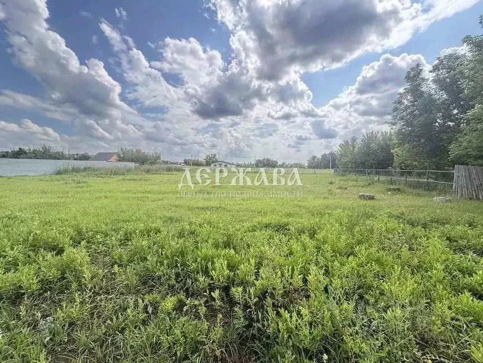 Участок в Белгородская область, Старооскольский городской округ, с. ... - Фото 2