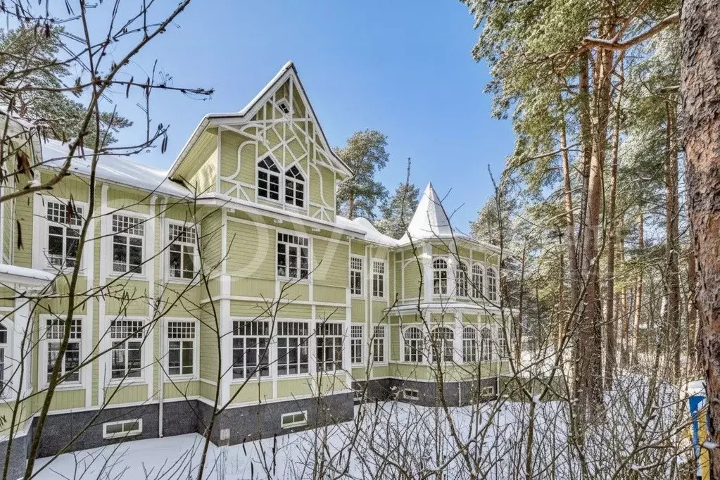 Дом в Санкт-Петербург, Санкт-Петербург, Сестрорецк наб. Реки Сестры, ... - Фото 1