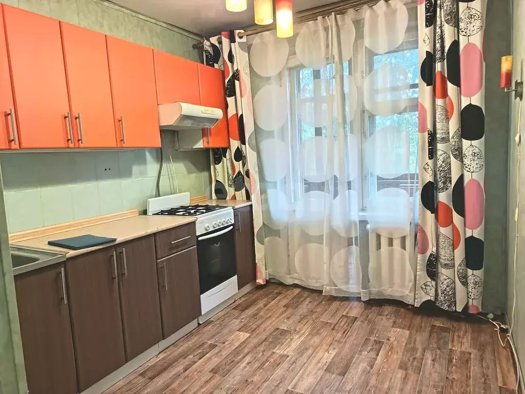 1-к кв. Московская область, Клин ул. Калинина, 9 (36.8 м) - Фото 0