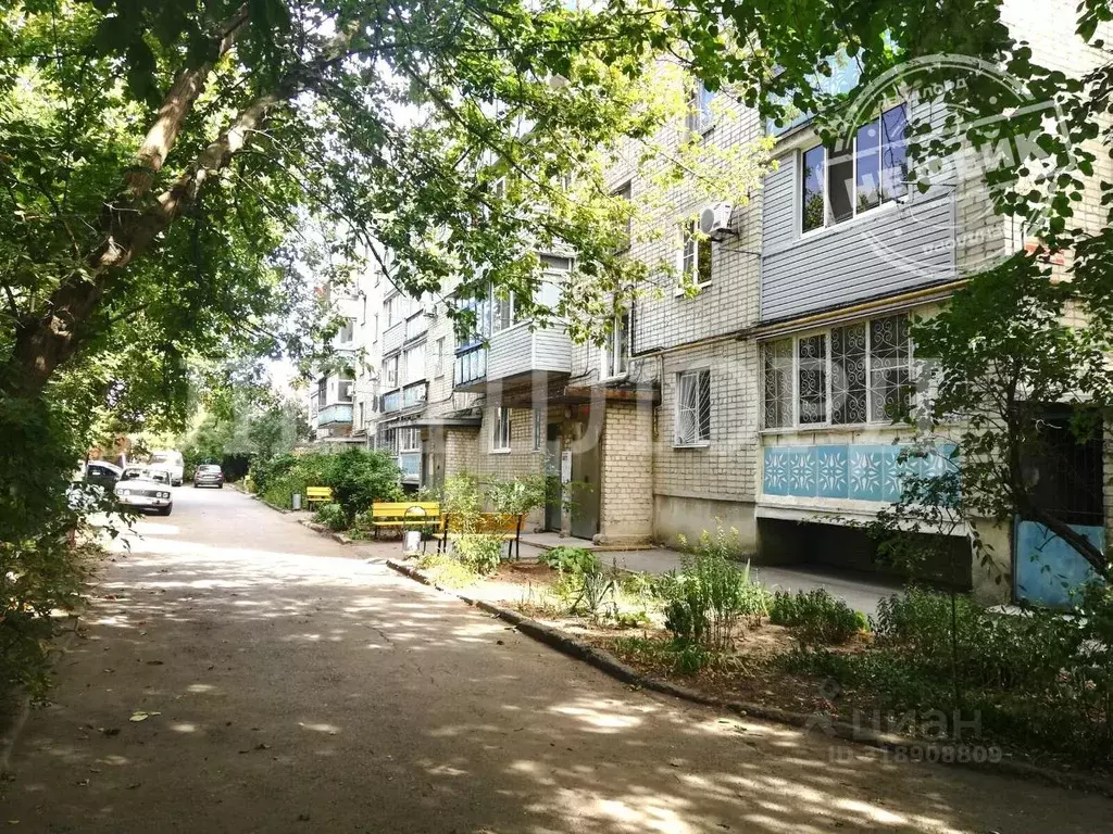 3-к кв. Ростовская область, Новочеркасск Пушкинская ул., 92А (62.6 м) - Фото 0