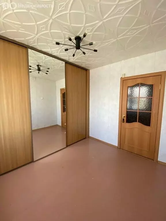 3-комнатная квартира: Курган, жилой район Заозёрный, 6-й микрорайон, ... - Фото 1
