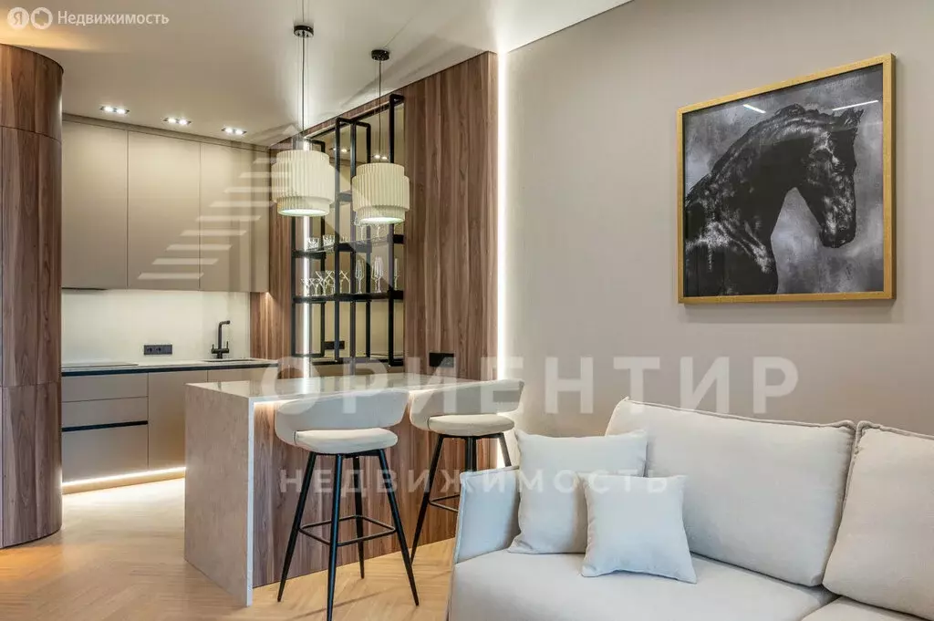 2-комнатная квартира: Екатеринбург, Нагорная улица, 16 (55 м) - Фото 1