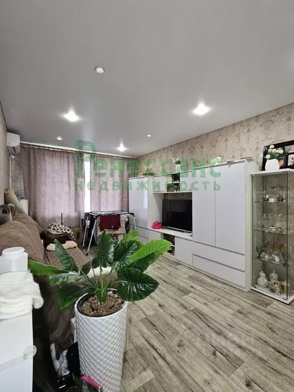 3-к кв. Брянская область, Брянск Дятьковская ул., 121/54 (56.0 м) - Фото 1