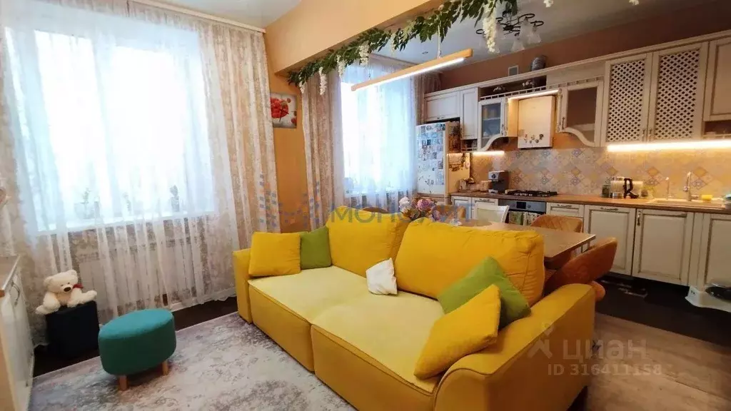 3-к кв. Нижегородская область, Дзержинск ул. Маяковского, 16 (78.1 м) - Фото 0