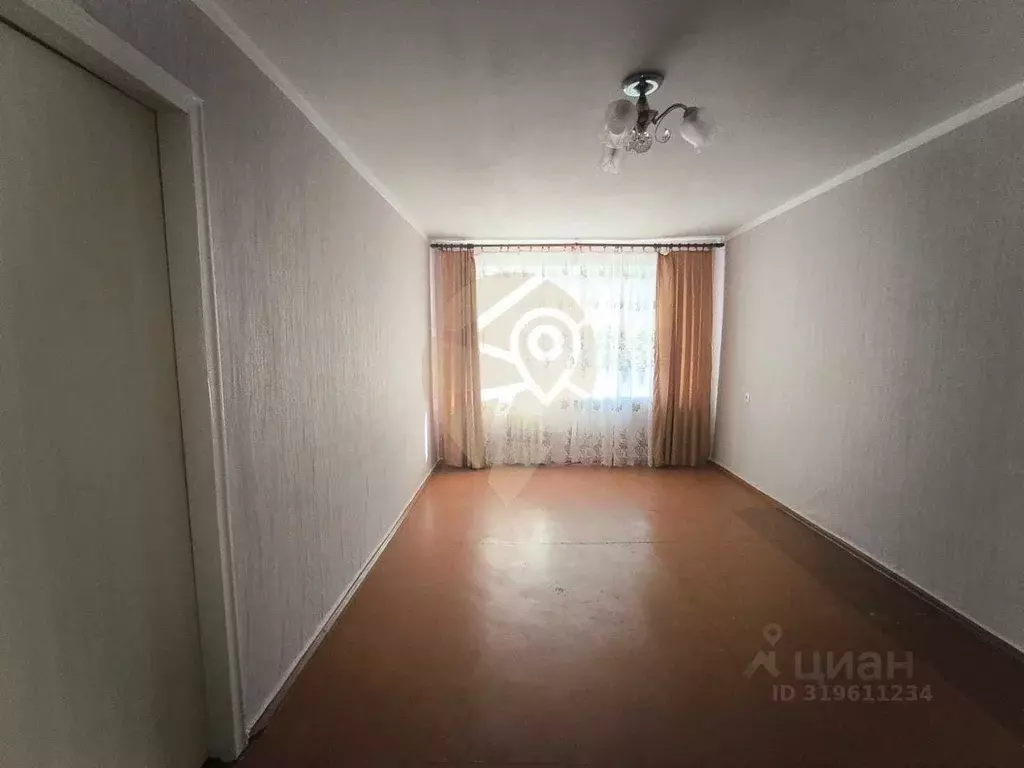 3-к кв. Белгородская область, Губкин ул. Ленина, 64 (62.0 м) - Фото 0