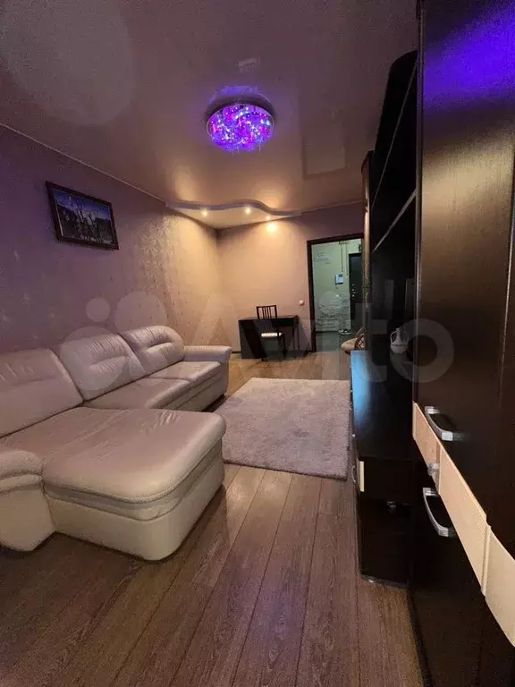 1-к. квартира, 45 м, 5/5 эт. - Фото 1