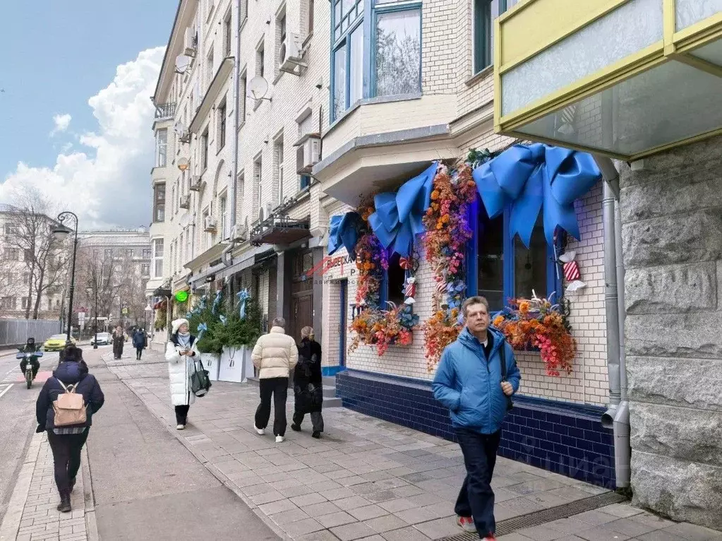 Торговая площадь в Москва Малая Бронная ул., 4 (97 м) - Фото 2