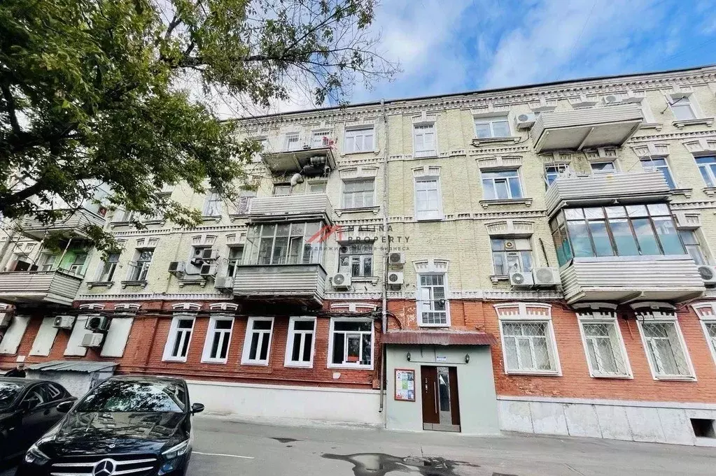 Торговая площадь в Москва Зубовский проезд, 2К2 (123 м) - Фото 1