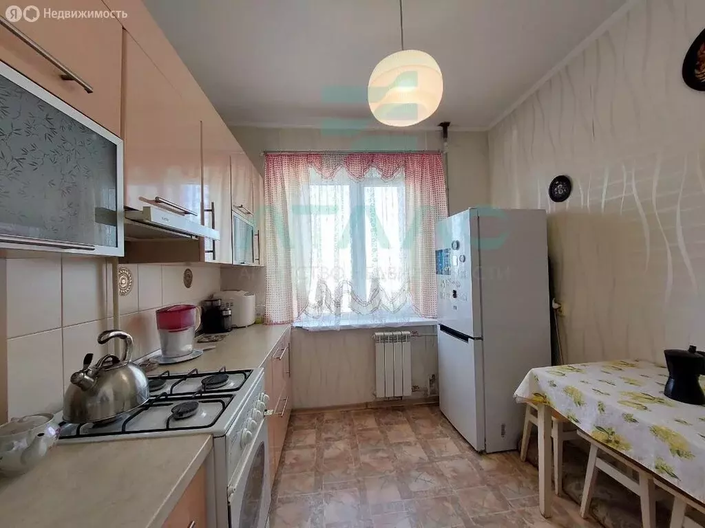 3-комнатная квартира: Симферополь, улица Лермонтова, 16 (58.8 м) - Фото 1