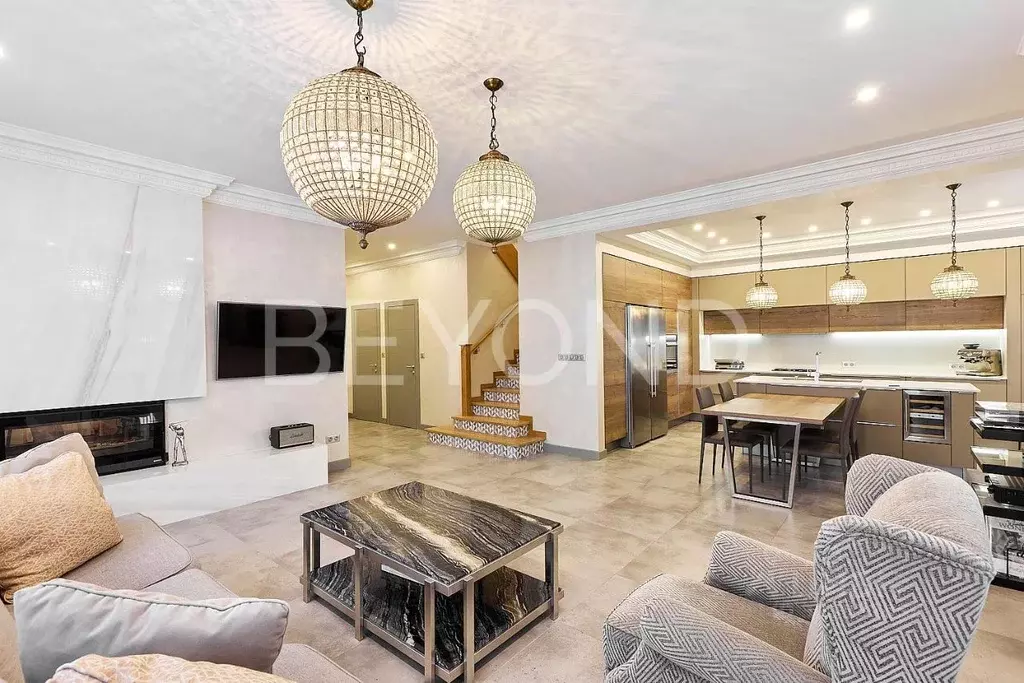 Дом в Санкт-Петербург Поселок Лисий НОС, ул. Сосновая, 8 (246 м) - Фото 1