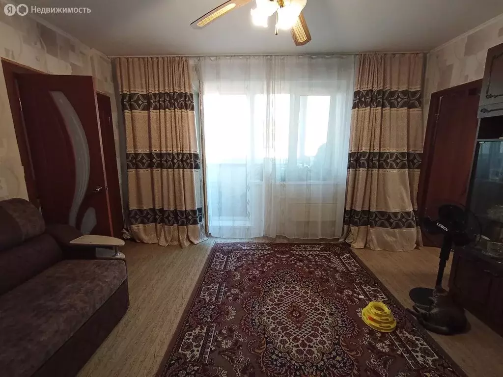 4-комнатная квартира: Саяногорск, микрорайон Центральный, 37 (94 м) - Фото 2
