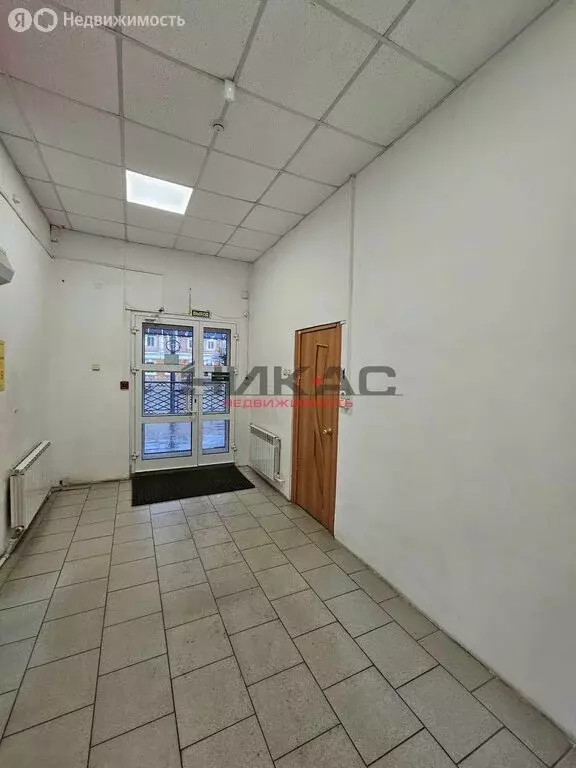 Торговая площадь (195 м) - Фото 1