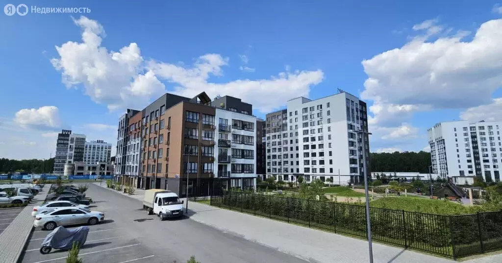 1-комнатная квартира: Тюмень, улица Анатолия Клиндюка, 3 (40 м) - Фото 2