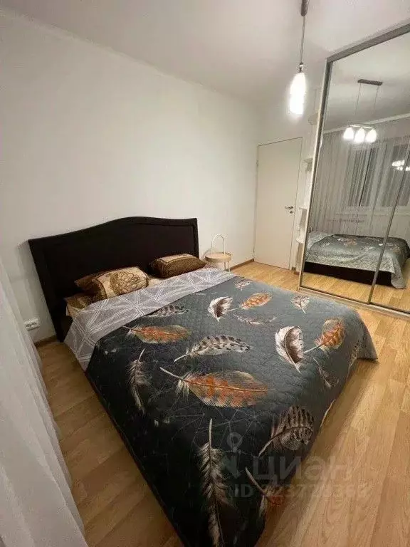 2-к кв. Свердловская область, Екатеринбург ул. Щорса, 132 (60.0 м) - Фото 1