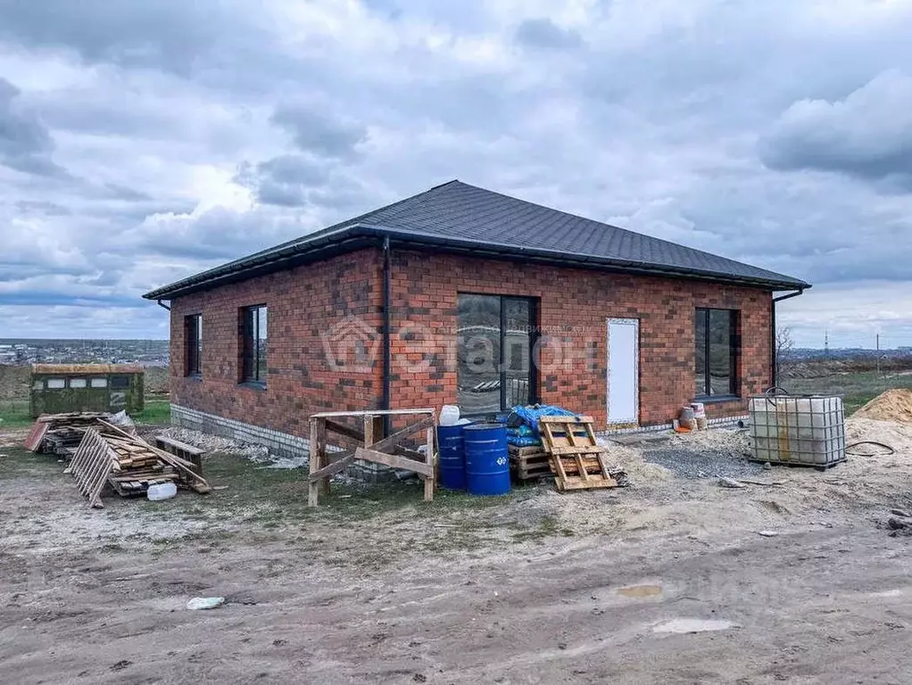 Дом в Волгоградская область, Волгоград Солнечный мкр, ул. Плодовая, 88 ... - Фото 1