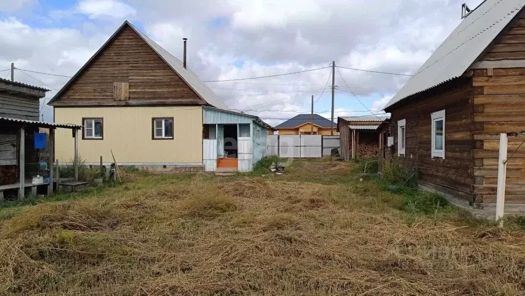 Дом в Бурятия, Иволгинский район, Нижнеиволгинское с/пос, с. Сужа ул. ... - Фото 1