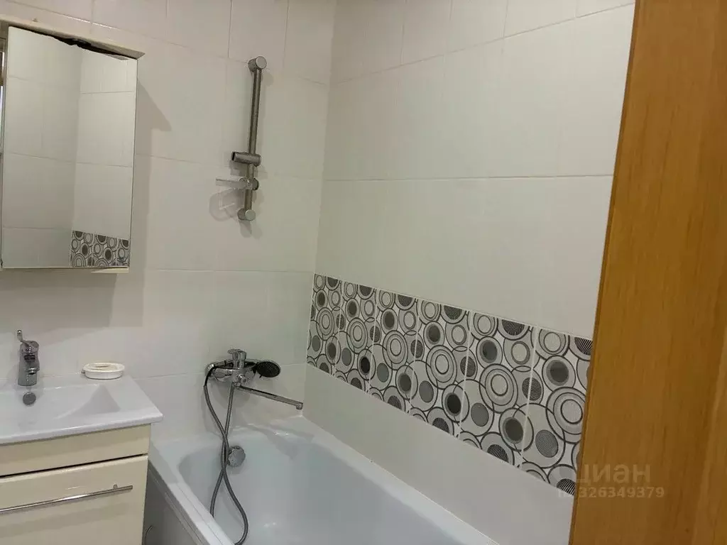 1-к кв. Волгоградская область, Волгоград ул. Малиновского, 4А (38.2 м) - Фото 2