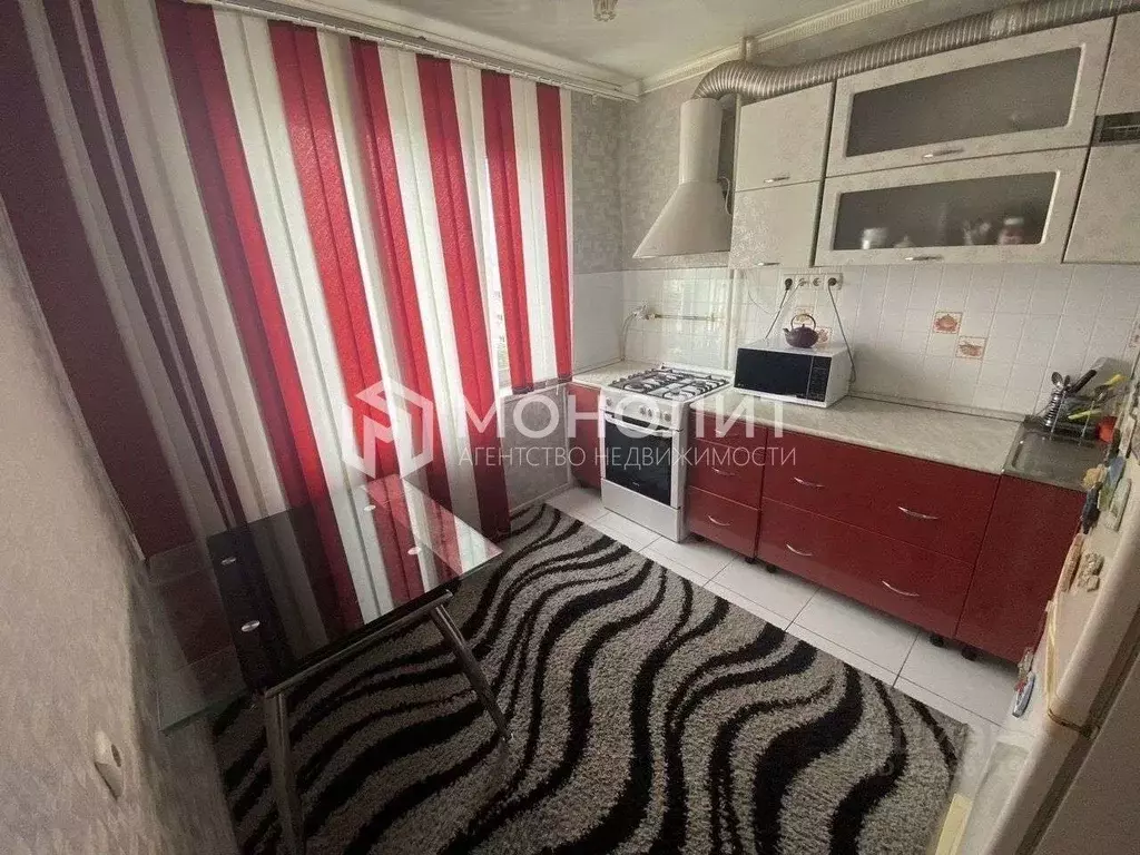 3-к кв. Белгородская область, Старый Оскол ул. Хмелева, 6 (63.0 м) - Фото 1