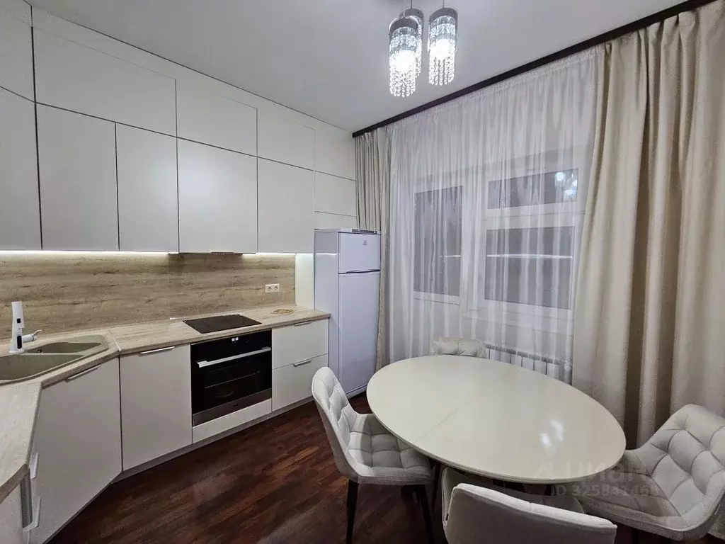 2-к кв. Ханты-Мансийский АО, Ханты-Мансийск ул. Коминтерна, 10 (68.1 ... - Фото 2