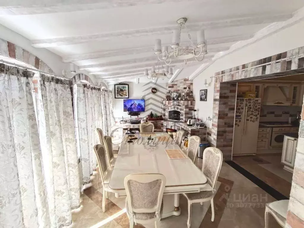 Коттедж в Белгородская область, Старый Оскол ул. Хмелева (150 м) - Фото 0