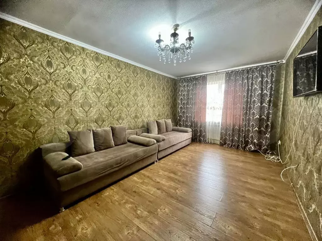 3-к. квартира, 80м, 3/5эт. - Фото 0