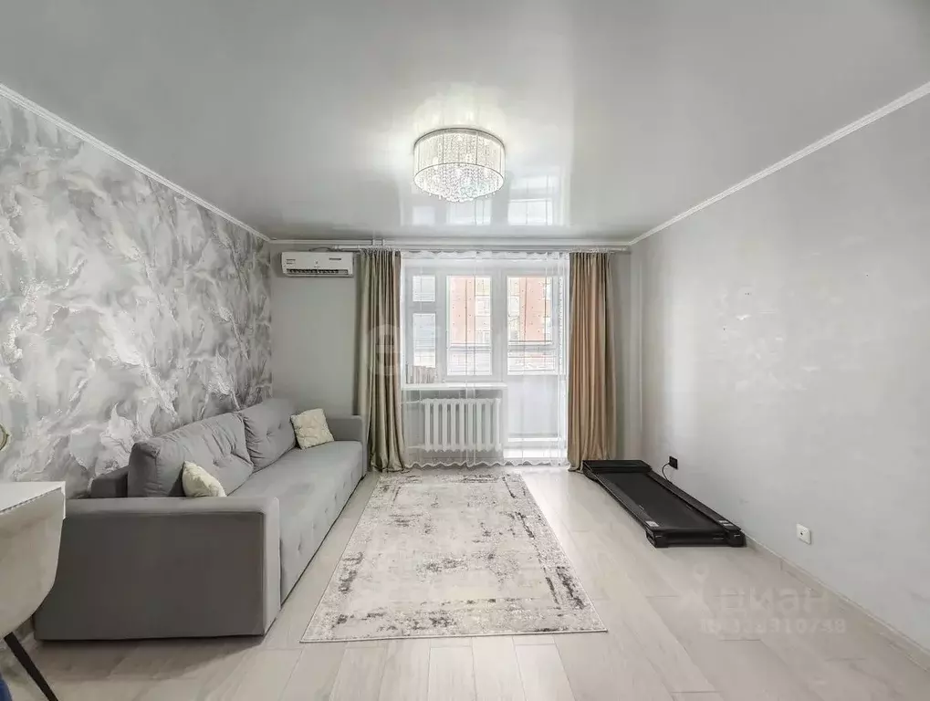 2-к кв. Тюменская область, Тюмень ул. Ю.-Р.Г. Эрвье, 16к1 (53.1 м) - Фото 0