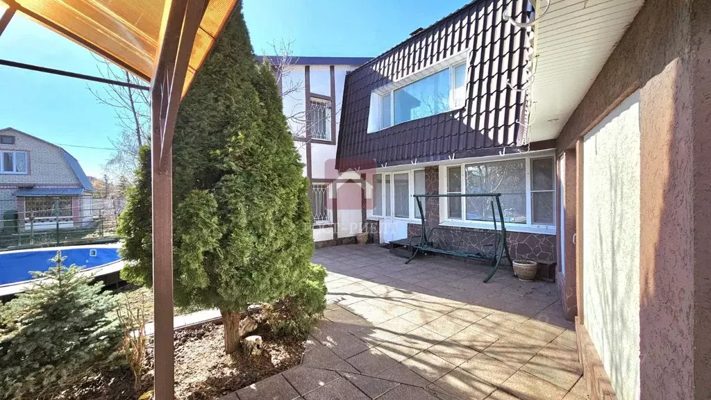 Дом в Саратовская область, Энгельсский район, Красноярское ... - Фото 0
