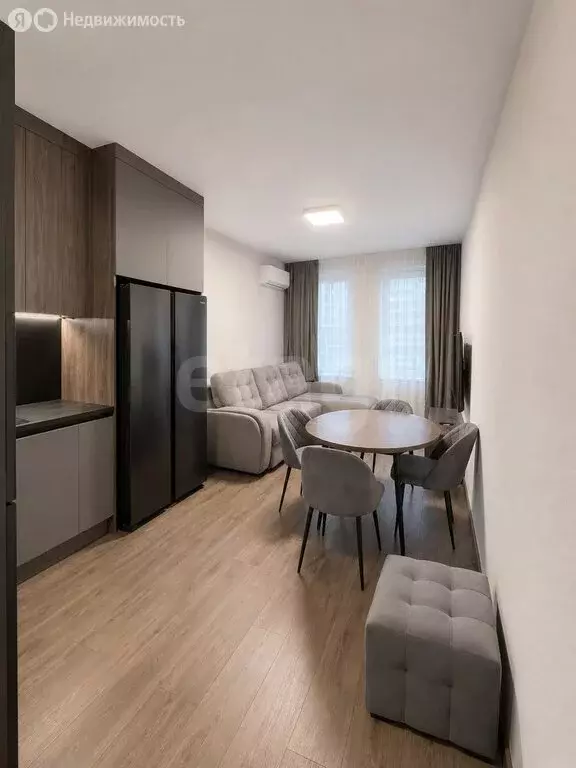 3-комнатная квартира: Тюмень, улица Новосёлов, 105 (65.2 м) - Фото 2