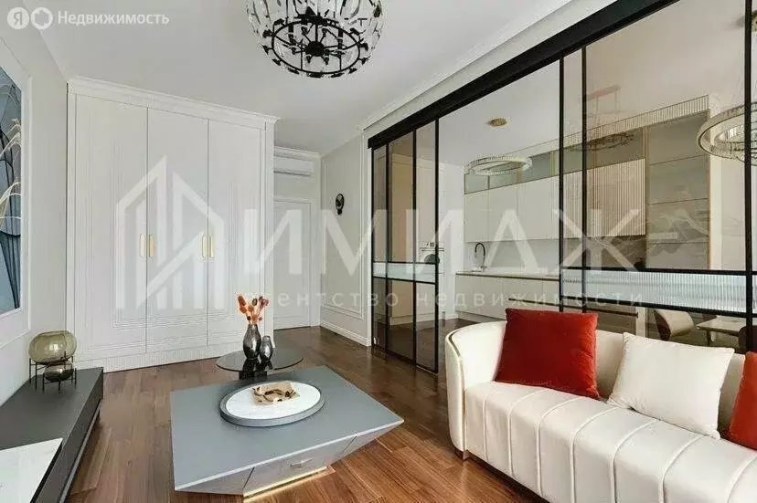 2-комнатная квартира: Сочи, улица Ленина, 298Бк4 (65 м) - Фото 0