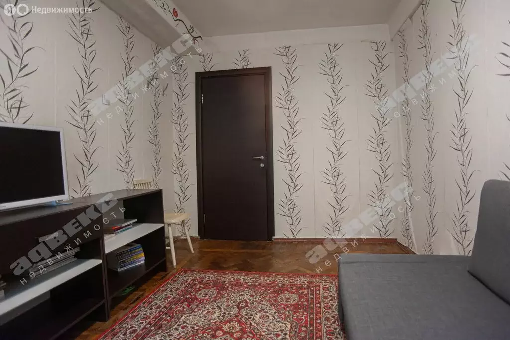 1к в 4-комнатной квартире (11.7 м) - Фото 1