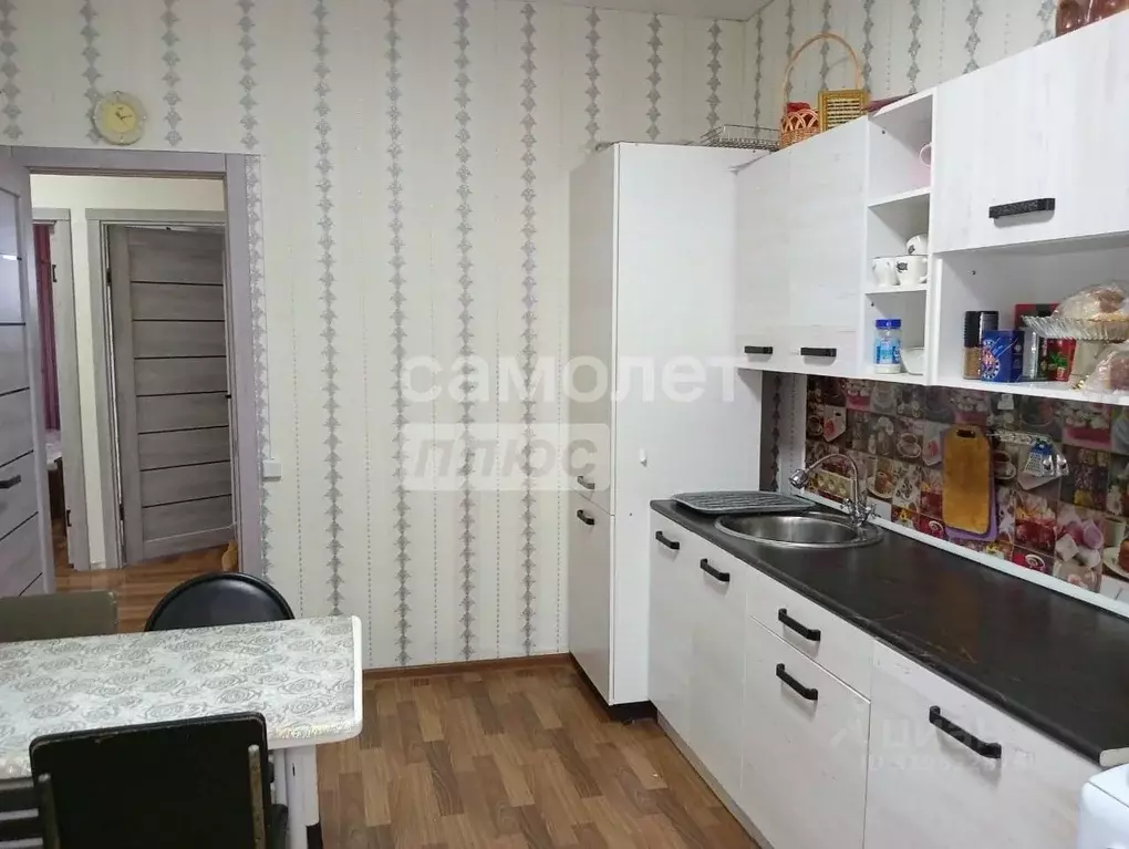 Дом в Астраханская область, Приволжский район, с. Яксатово Молодежная ... - Фото 0