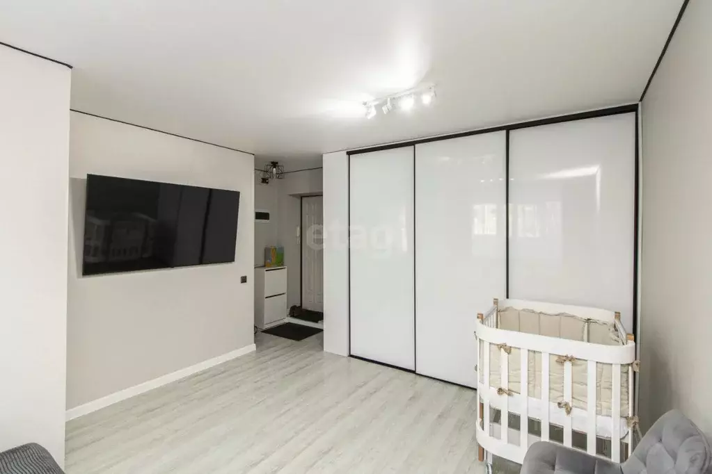 1-к кв. Тюменская область, Тюмень ул. Республики, 186 (28.6 м) - Фото 1