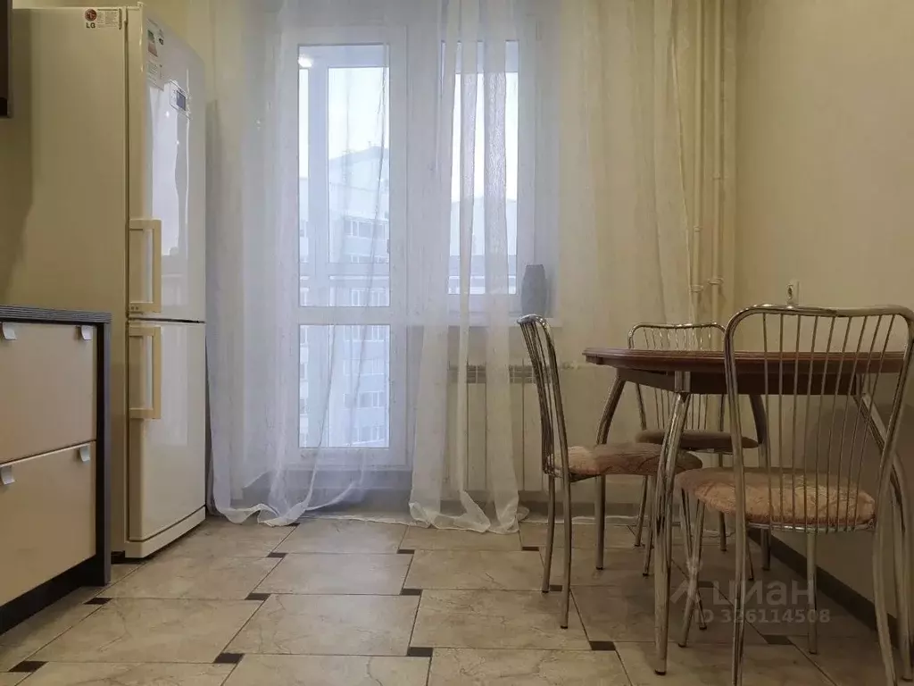 2-к кв. Омская область, Омск бул. Архитекторов, 13/3 (56.0 м) - Фото 2