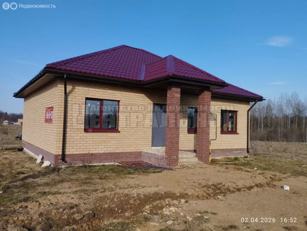 Дом в Смоленский муниципальный округ, деревня Хохлово (130 м) - Фото 1