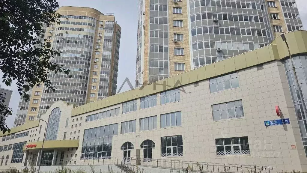 Офис в Татарстан, Набережные Челны Московский просп., 79А (53 м) - Фото 1