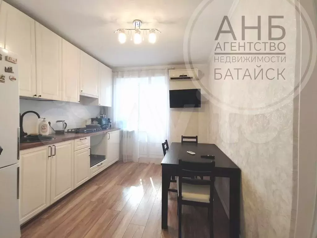 1-к. квартира, 42 м, 4/10 эт. - Фото 1