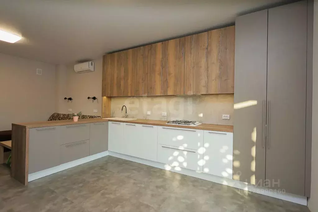 Таунхаус в Оренбургская область, Оренбург Степная ул., 71 (174 м) - Фото 1