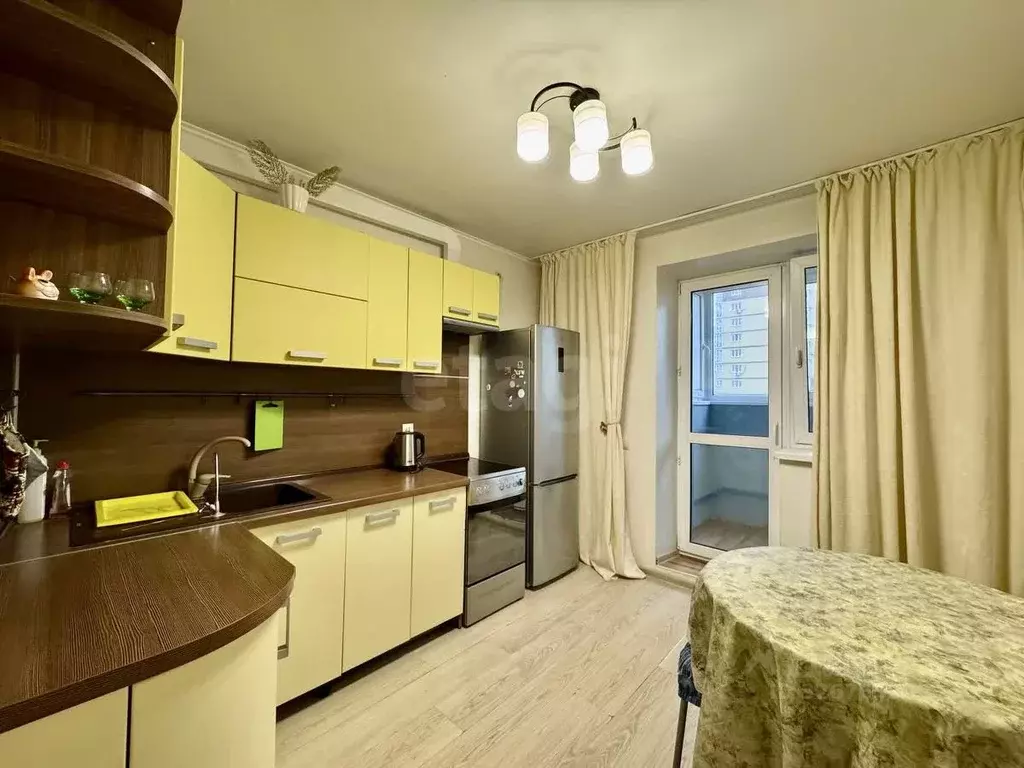 1-к кв. Тюменская область, Тюмень Микрорайон мыс, ул. Судоремонтная, ... - Фото 1