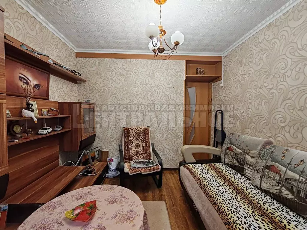 3-к кв. Смоленская область, Починковский муниципальный округ, пос. ... - Фото 1